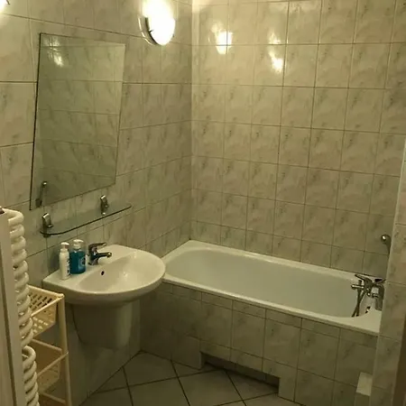 Apartament- Biskupia Street דירה